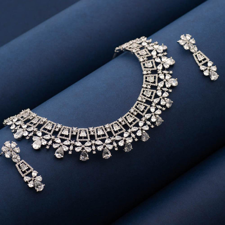 0.09 CT. T.W. Diamond Interlocking Hearts Necklace in Sterling Silver |  Zales