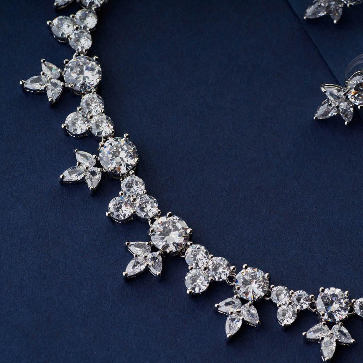 Sayali Crystal Diamond Necklace Set - Blingvine Jewellery