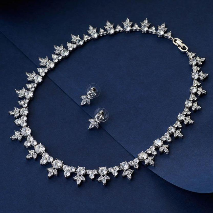 Green swarovski crystal necklace-sets – Sanvi Jewels
