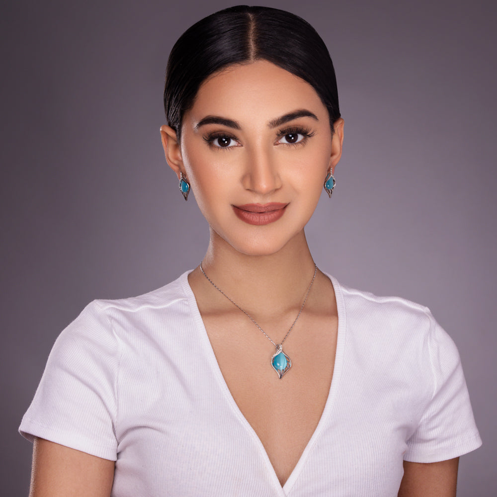 Serene Pendant Set