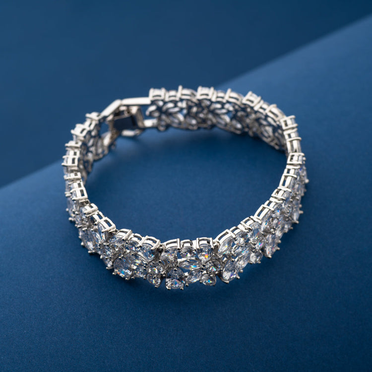 28 Carats 1960s Vintage Fine Diamond Tennis Bracelet  TMW Jewels Co