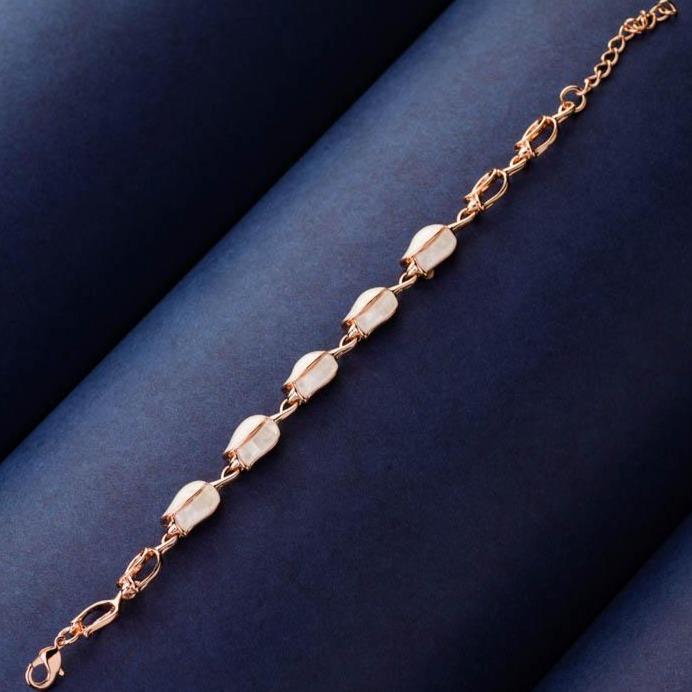 Mother of Pearl Bracelet - Officewear Jewellery - Gift for Girl Friend -  Sylvia Minimal Bracelet by Blingvine