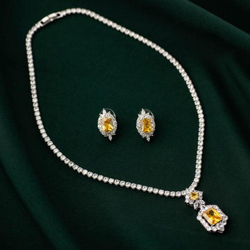 Vega Crystal Necklace Set