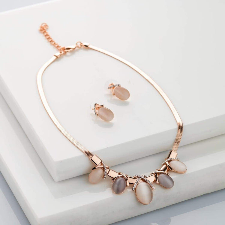 Veronica necklace Clearance